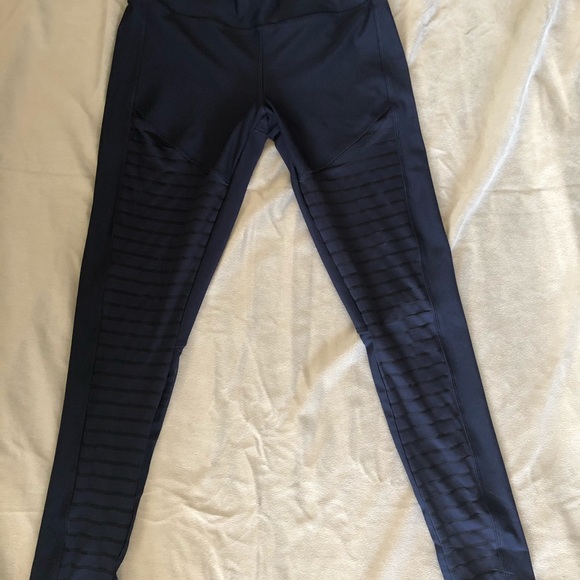 Workout leggings - Picture 1 of 4
